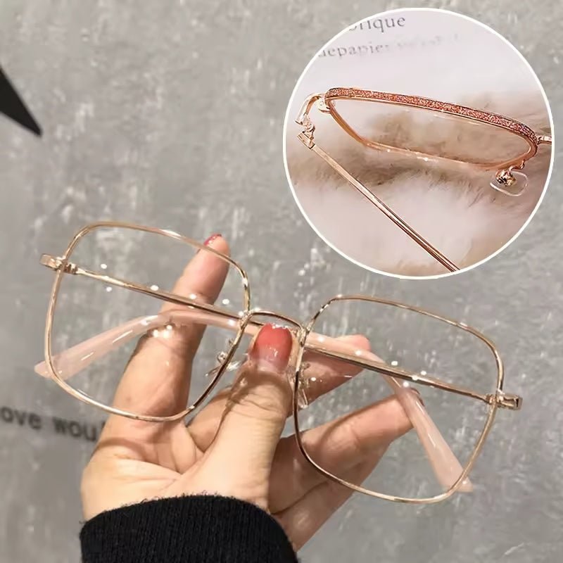 Transparent Glasses with Shiny Frame for Women - Veyra™